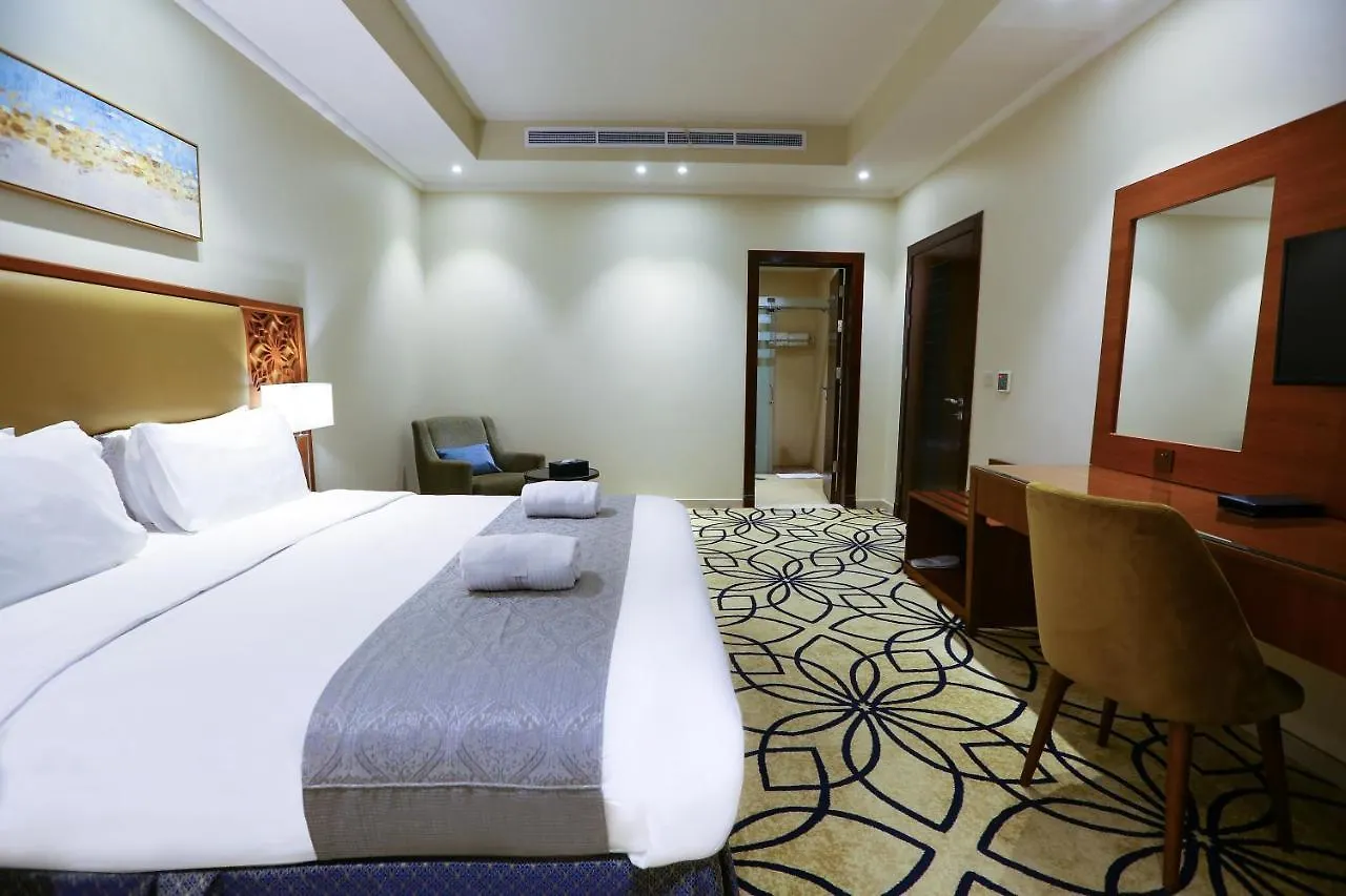 Lotaz Hotel Apartments - Al Salamah Džidda 5*,